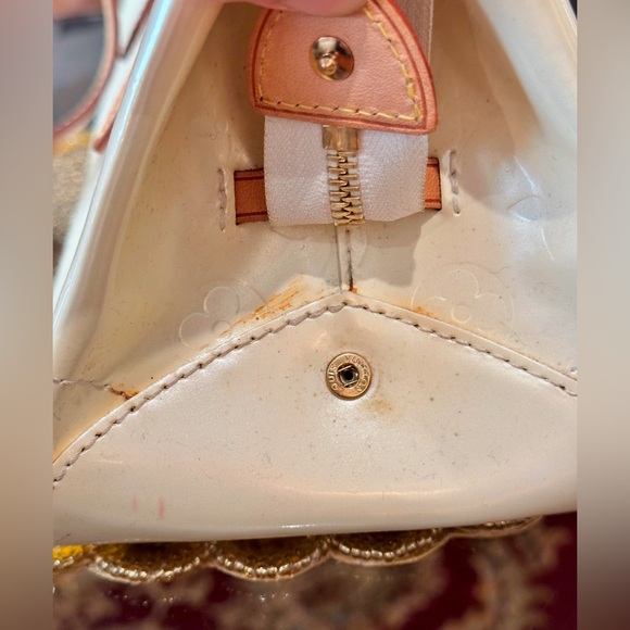 Authentic Louis Vuitton Rosewood Avenue Cream Vernis - Picture 7 of 13